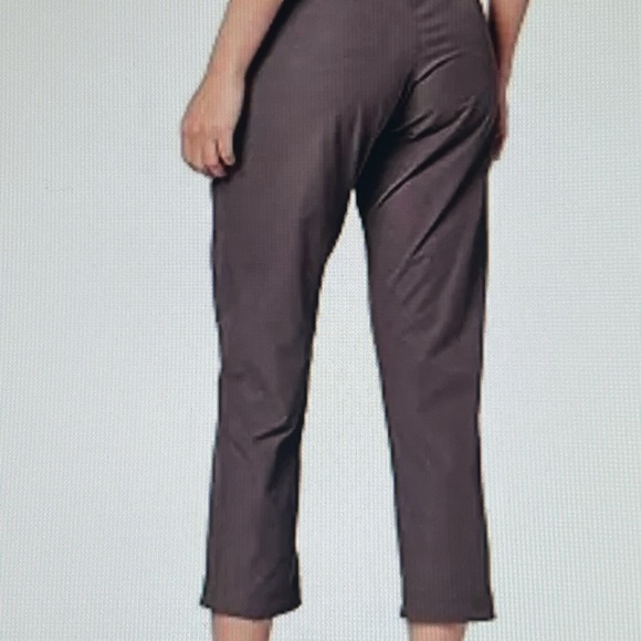 Women’s Brand New W/Tag KIRKLAND Signature Ankle Pants. Lightweight Size 10 - Picture 2 of 10